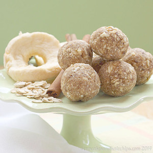 Cinnamon-Caramel-Apple-Energy-Balls-2